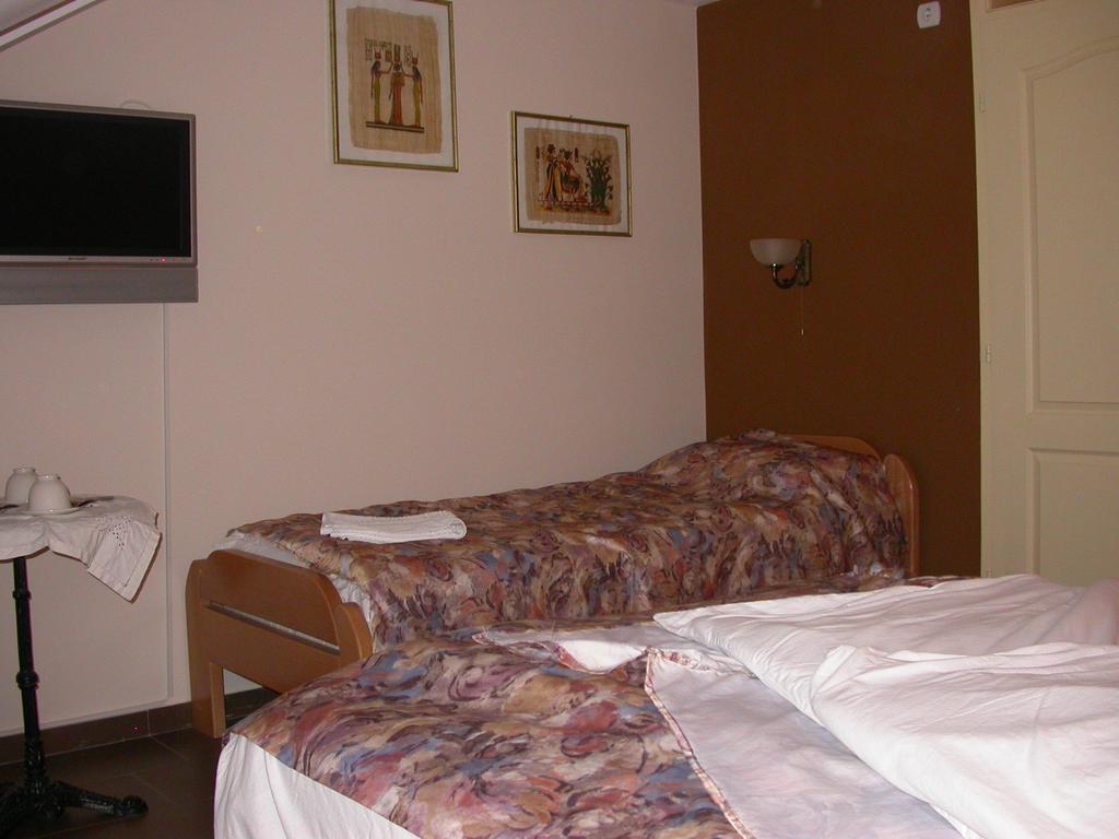 Royal Apartments Ni Cameră foto