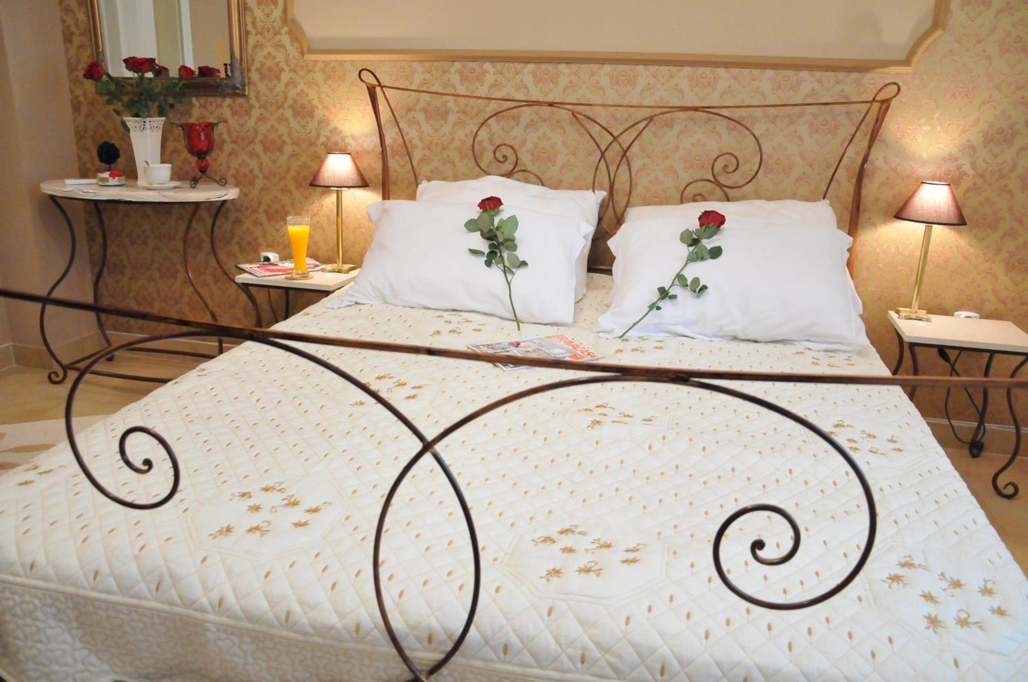 Royal Apartments Ni Cameră foto