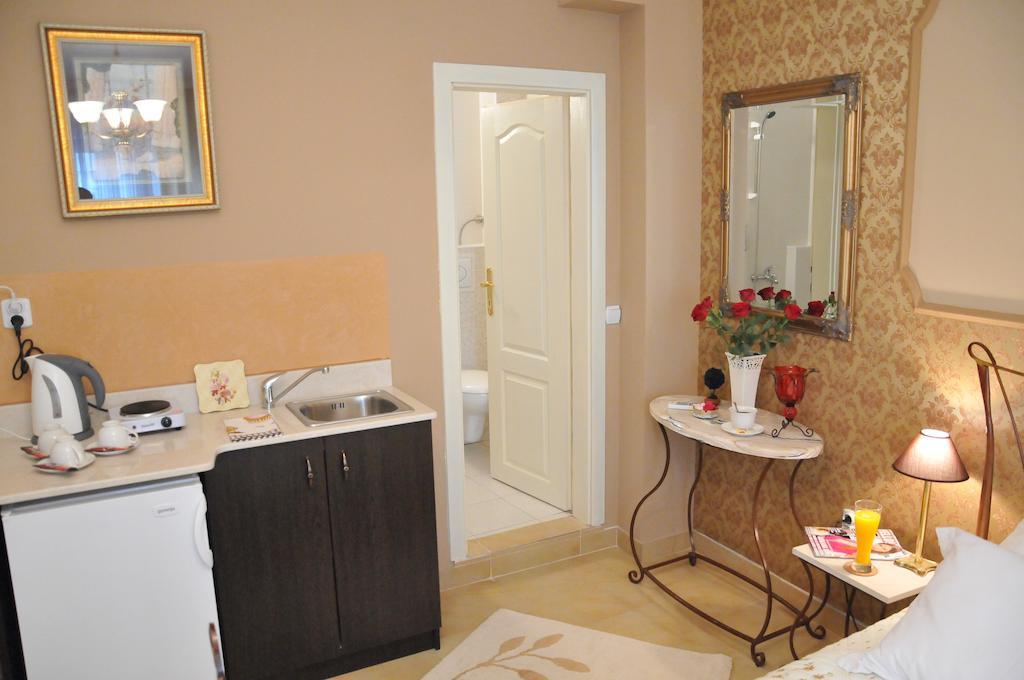 Royal Apartments Ni Cameră foto